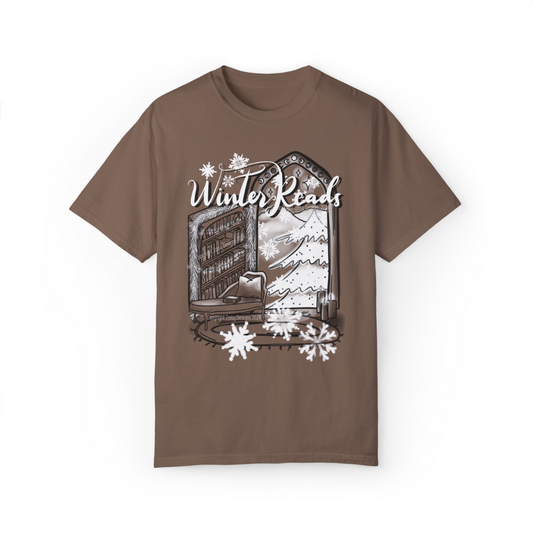 Winter Reads Forest Library - T-Shirt